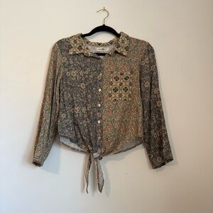 Natural Life Lightweight Floral Tie-Front Button-Up Blouse - Green Multi small